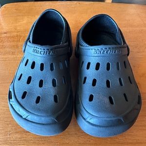 Sketchers Kid Slip On Shoe